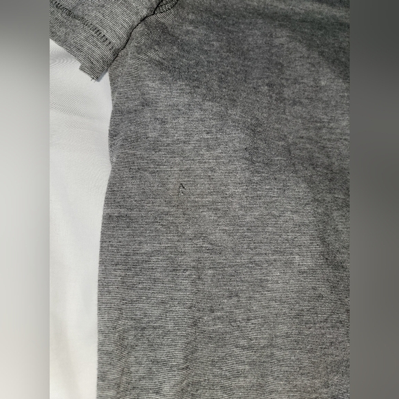 Abercrombie and Fitch Men's Muscle Pocket Tee Size Medium - Picture 5 of 6